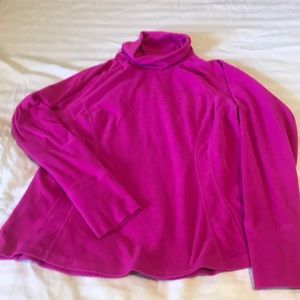 Pullover Scoop Neck Fleece